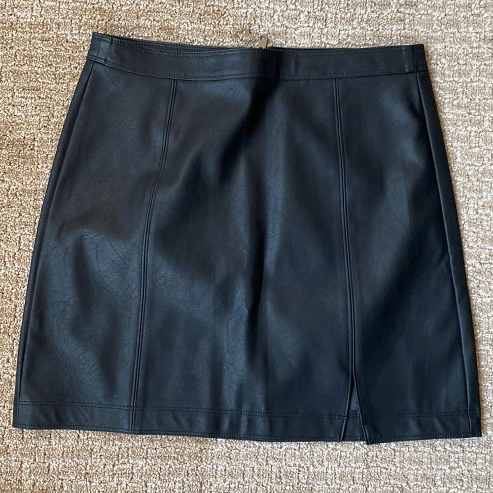 NEW! Black Faux Leather Short Skirt